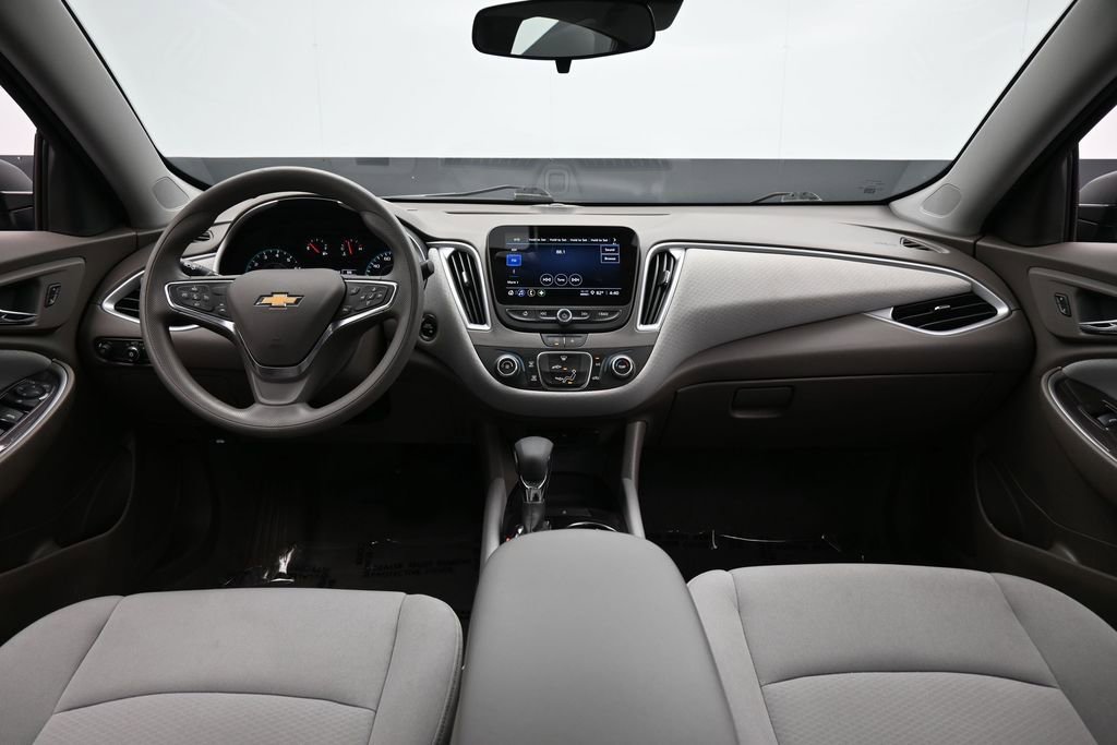 Used 2024 Chevrolet Malibu LS FWD image 38