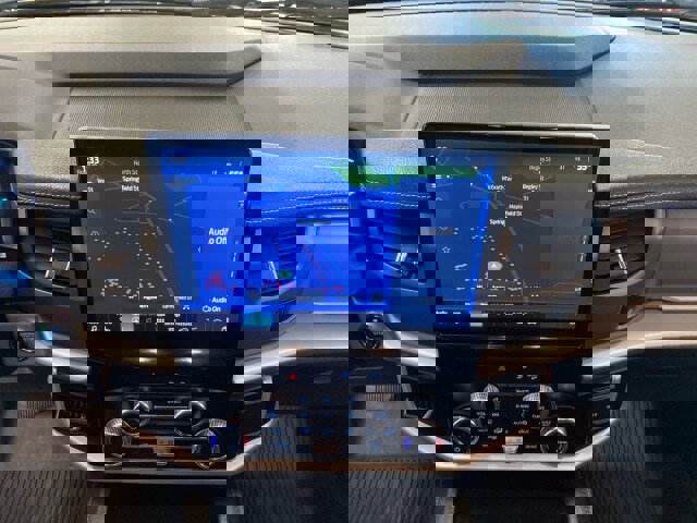 Used 2023 Ford Expedition Max XLT image 25