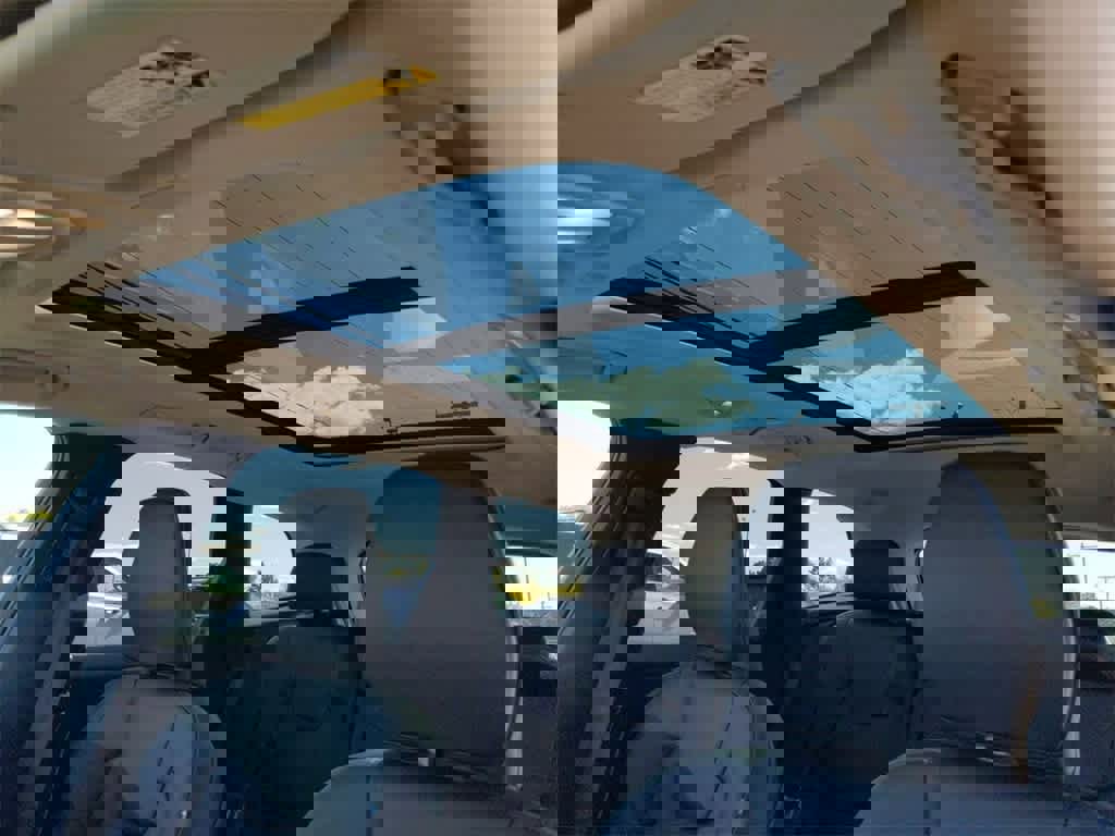 Used 2025 Volvo XC60 T8 Core w/ Protection Package Premier image 16