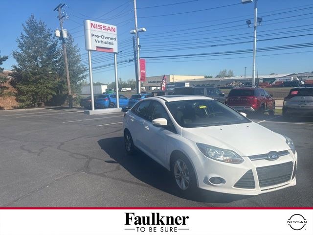 Used 2013 Ford Focus SE FWD image 1