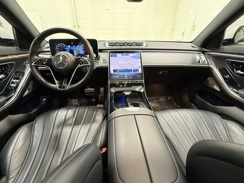 Used 2022 Mercedes-Benz S 500 4MATIC w/ AMG Line Package image 36
