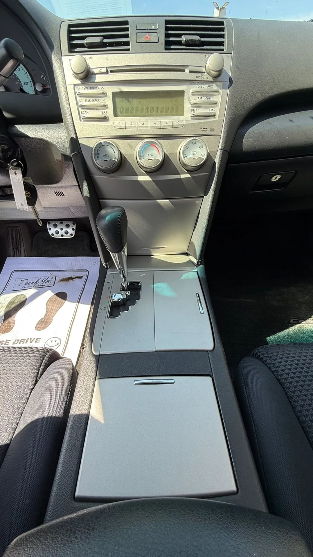 Used 2011 Toyota Camry SE w/ SE Extra-Value Pkg #1 FWD image 18