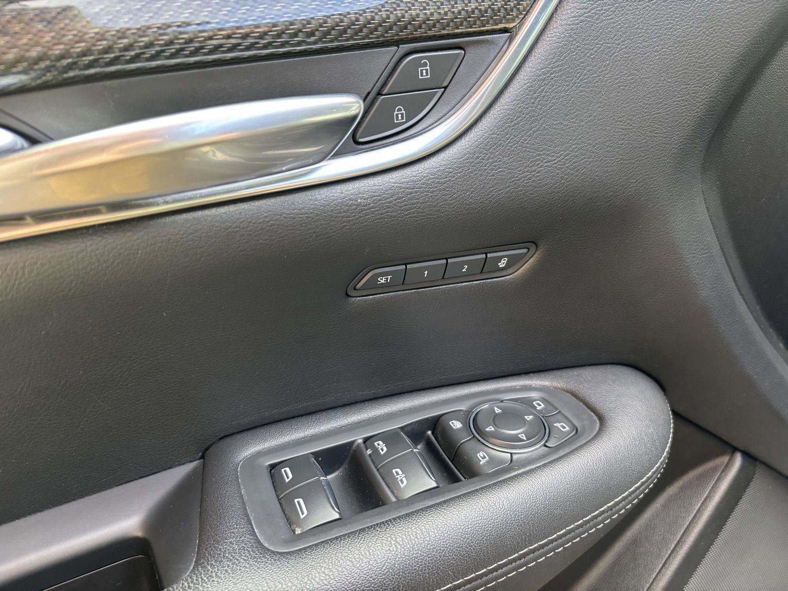 Used 2021 Cadillac XT5 Sportv image 12