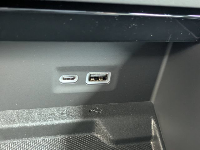 New 2026 GMC Yukon AT4 AWD/4WD image 29
