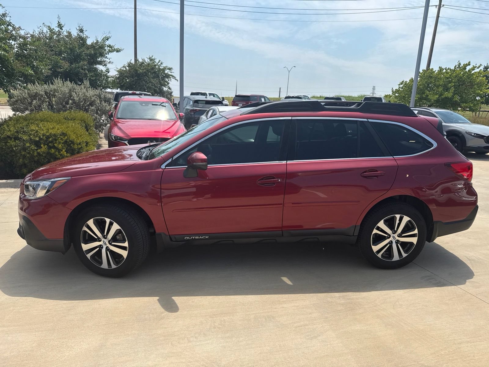 Used 2018 Subaru Outback 2.5i Limited AWD/4WD image 8