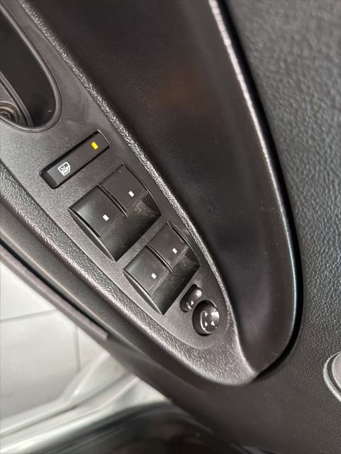 Used 2011 Chevrolet HHR LT image 13