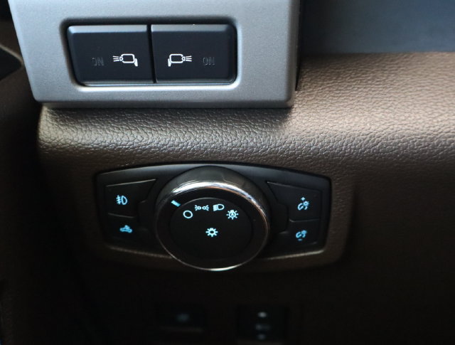 Used 2022 Ford F250 King Ranch w/ King Ranch Ultimate Package AWD/4WD image 27
