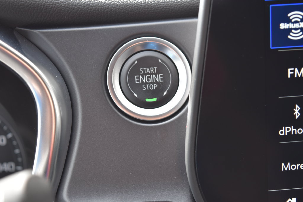 Used 2025 Chevrolet Blazer LT FWD image 17