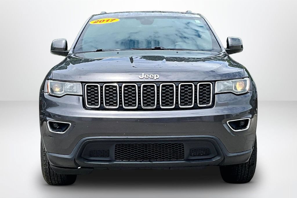 Used 2017 Jeep Grand Cherokee Laredo w/ Quick Order Package 23E AWD/4WD image 2
