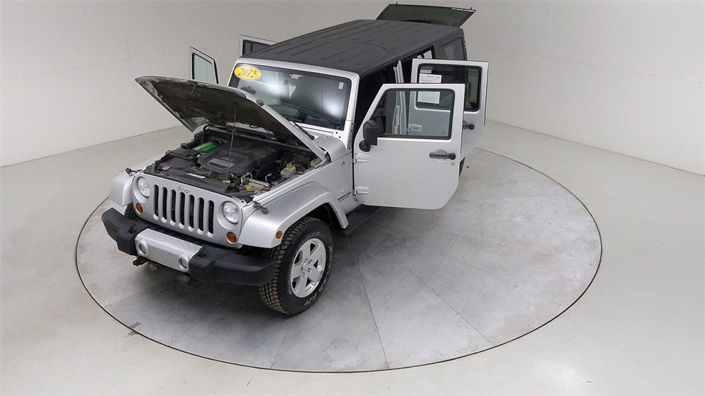 Used 2012 Jeep Wrangler Unlimited Sahara w/ Dual Top Group image 39