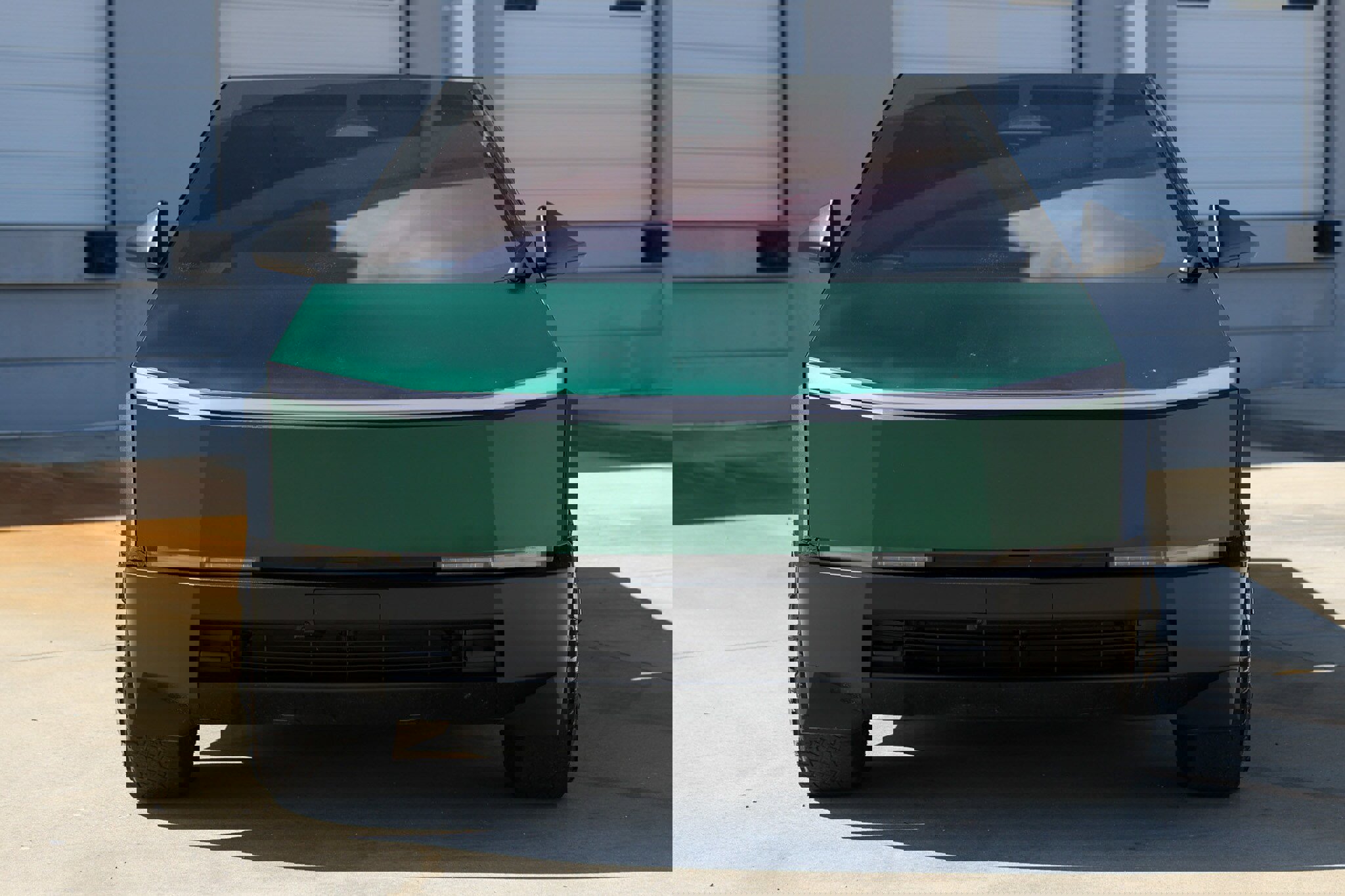 Used 2024 Tesla Cybertruck AWD Crew Cab image 24