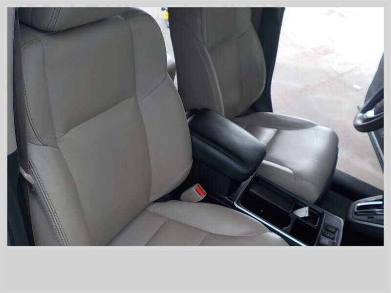 Used 2015 Honda CR-V EX-L image 29