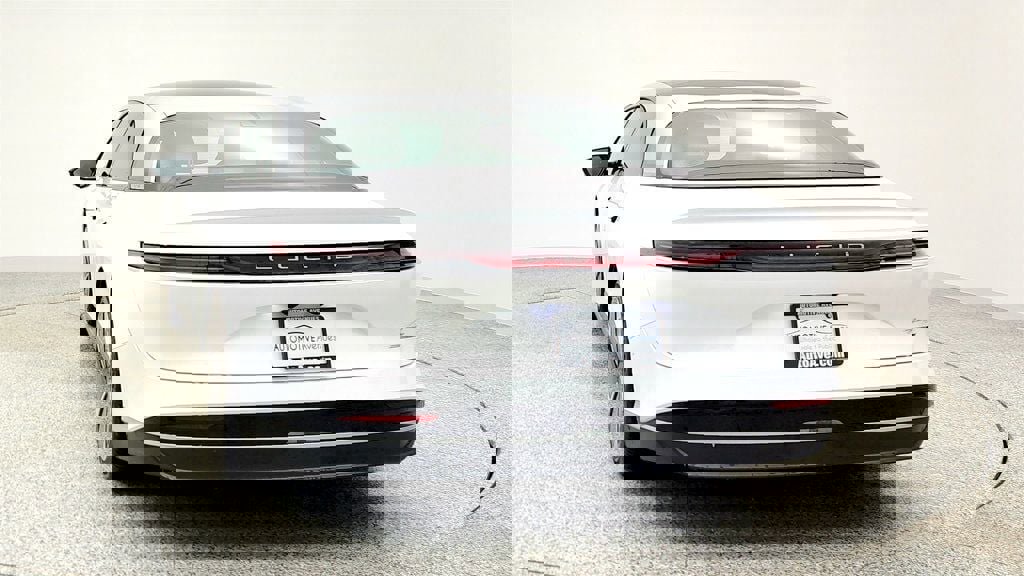Used 2023 Lucid Air Touring image 6