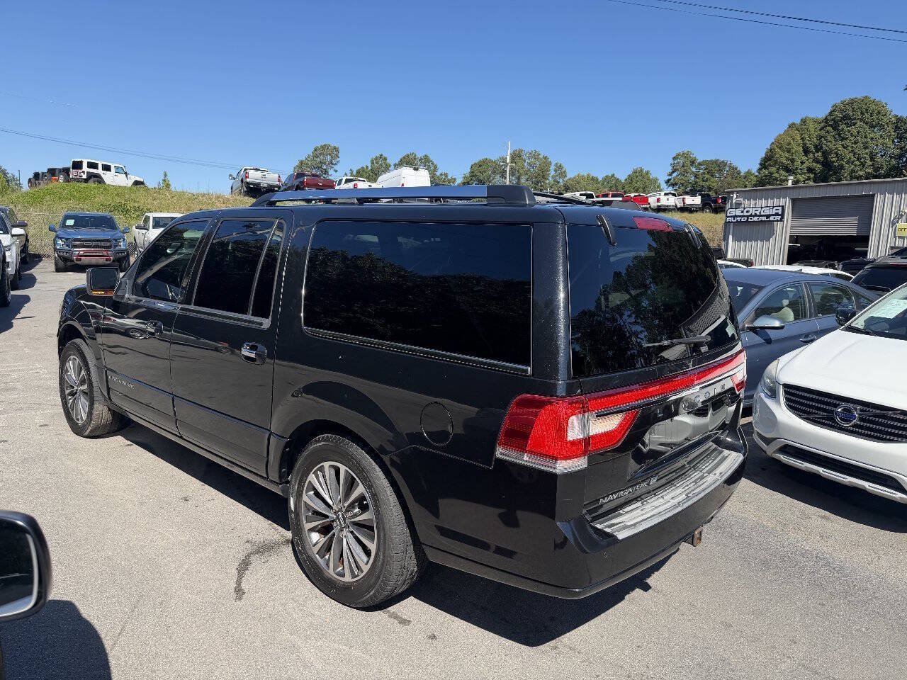 Used 2015 Lincoln Navigator L 2WD image 8