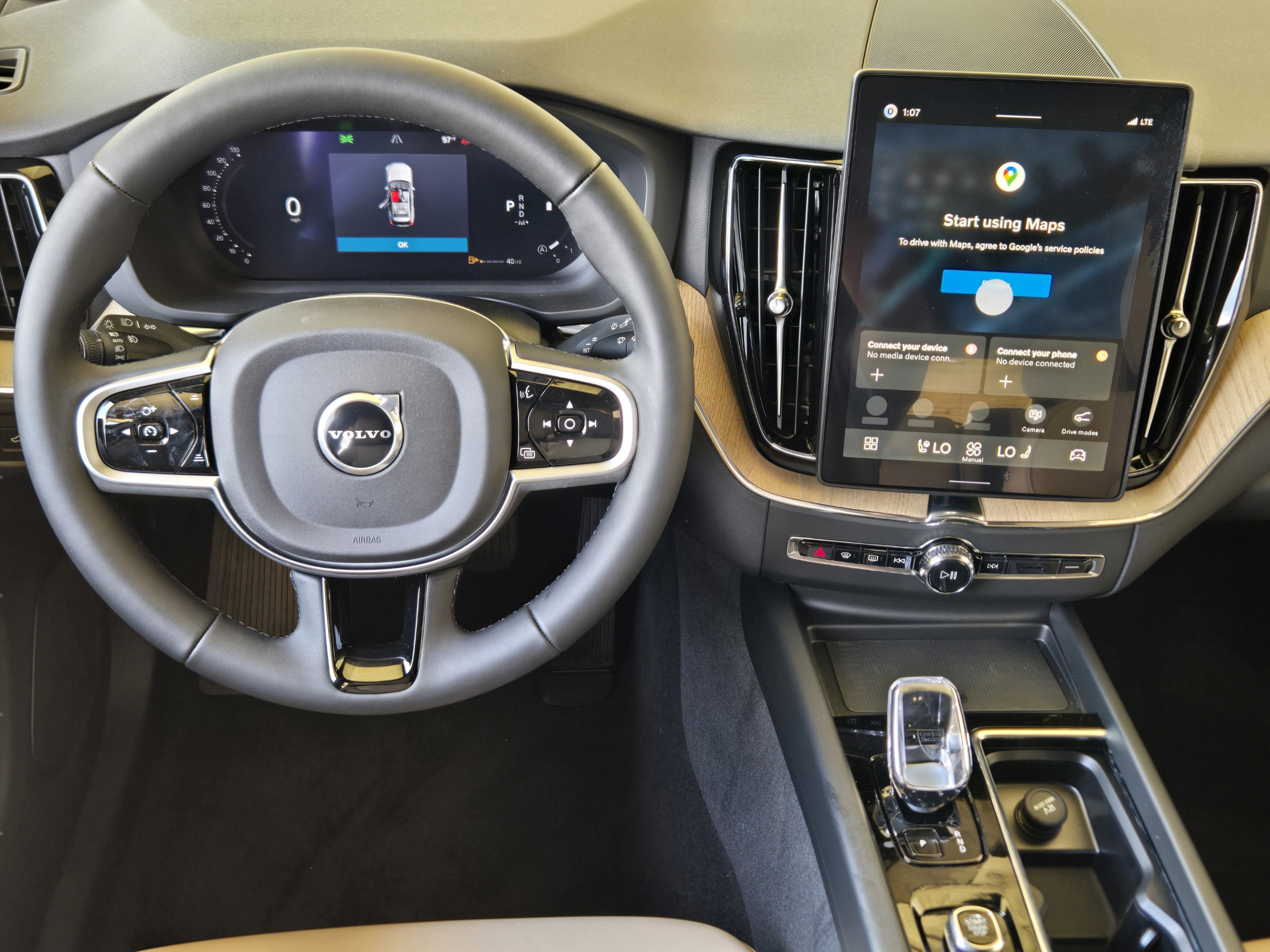 New 2026 Volvo XC60 B5 Plus w/ Protection Package Premier AWD/4WD image 21