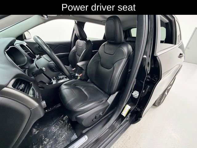 Used 2020 Jeep Cherokee Limited image 10