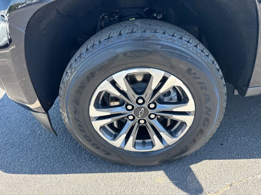 Used 2021 Chevrolet Colorado Z71 w/ Safety Package image 12