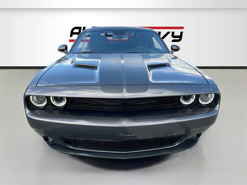 Used 2023 Dodge Challenger SXT w/ Blacktop Package image 2
