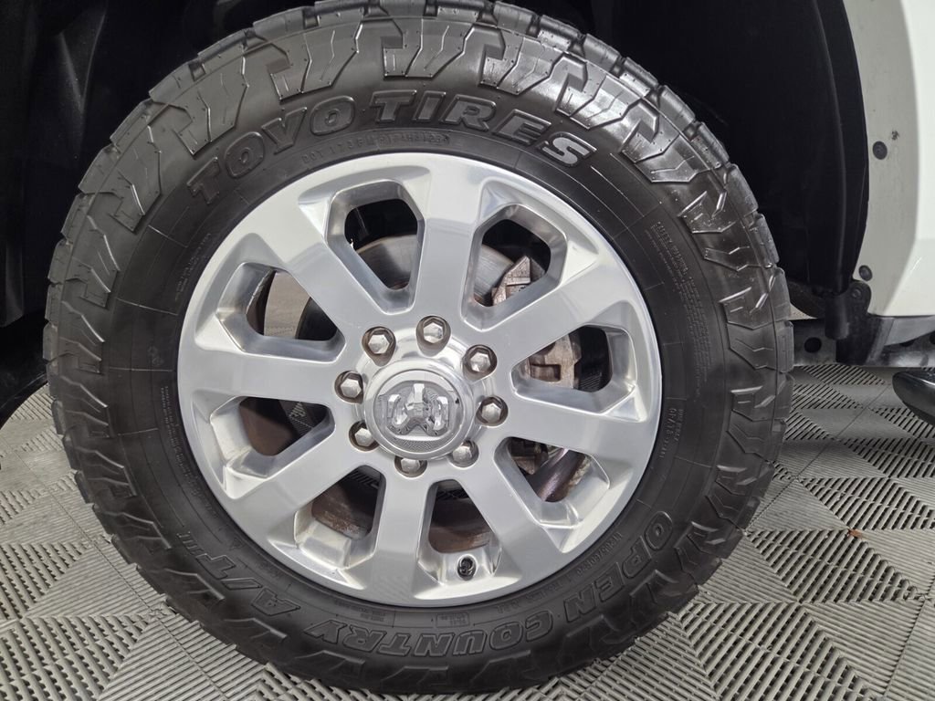 Used 2022 RAM 2500 Laramie AWD/4WD image 8