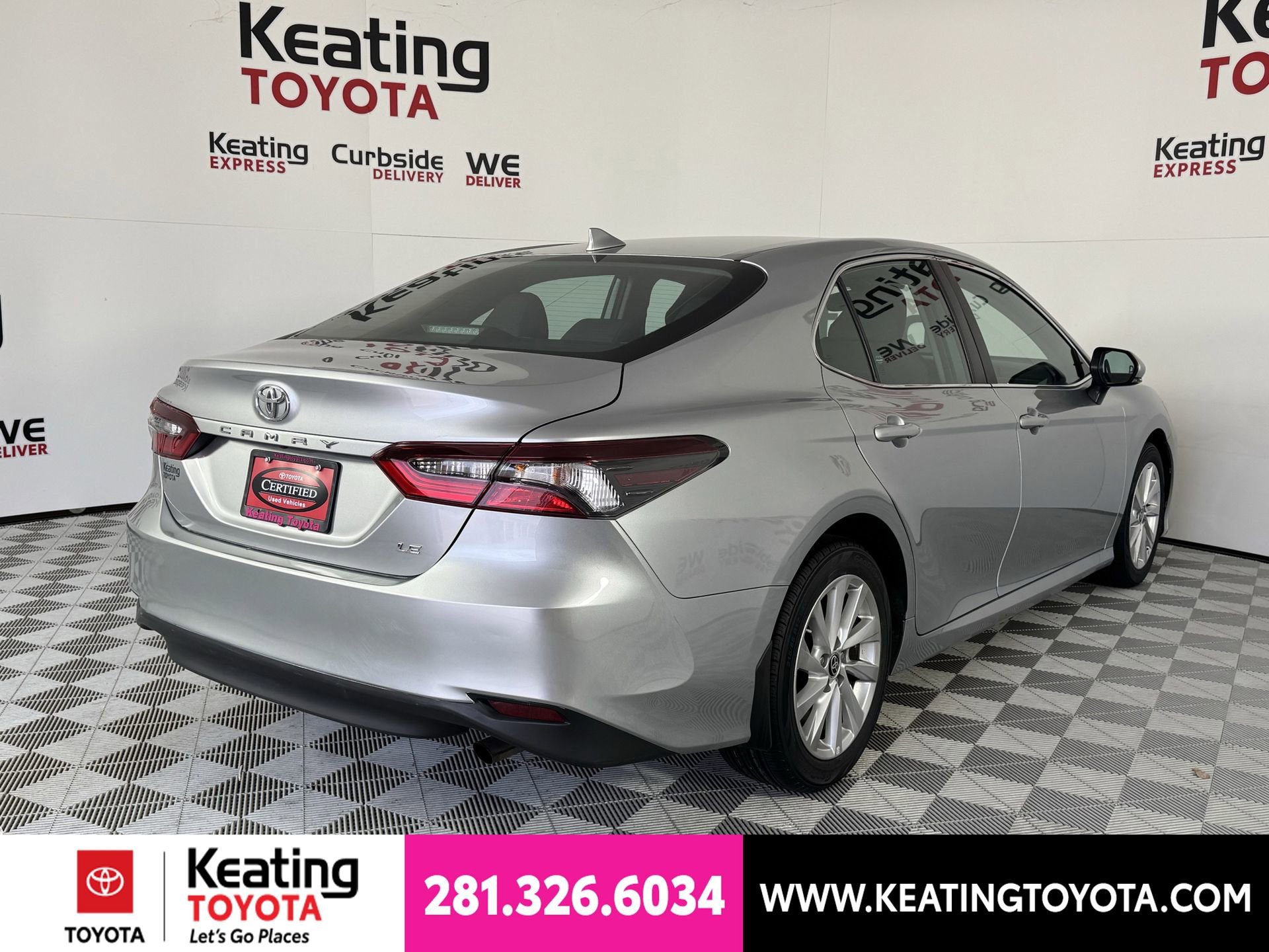 Used 2023 Toyota Camry LE w/ Convenience Package FWD image 6