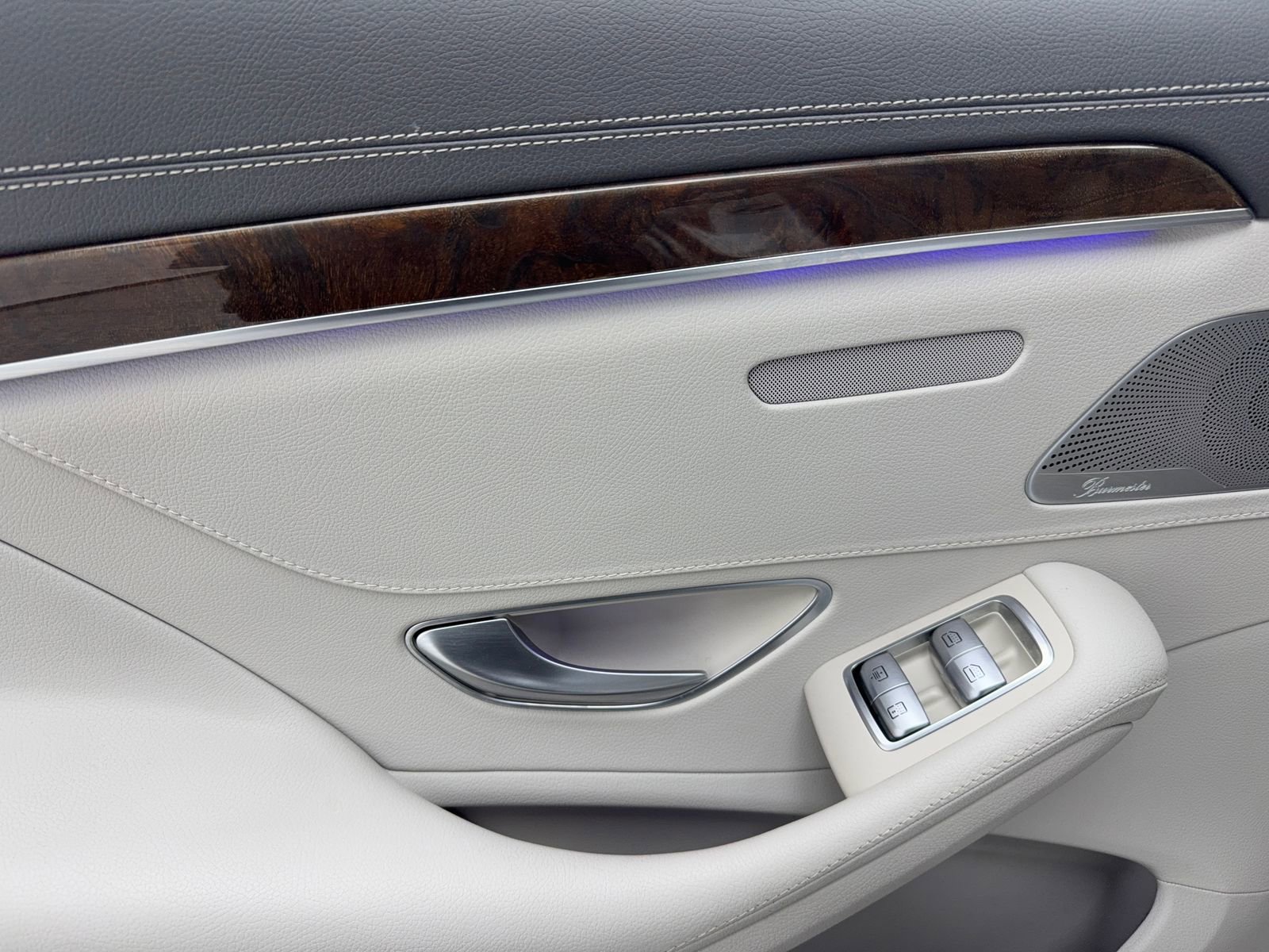 Used 2015 Mercedes-Benz S 550 Sedan image 41