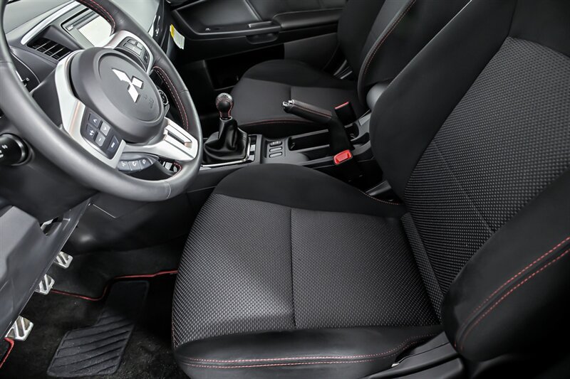 Used 2015 Mitsubishi Lancer Evolution Final Edition AWD/4WD image 16
