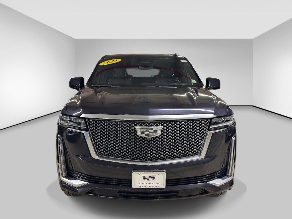 Used 2023 Cadillac Escalade Premium Luxury w/ LPO, Radiant Package AWD/4WD image 7