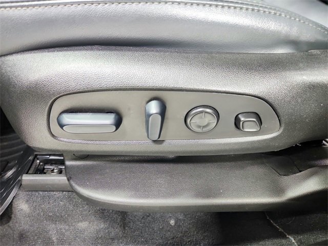 Used 2024 Buick Enclave Premium image 20