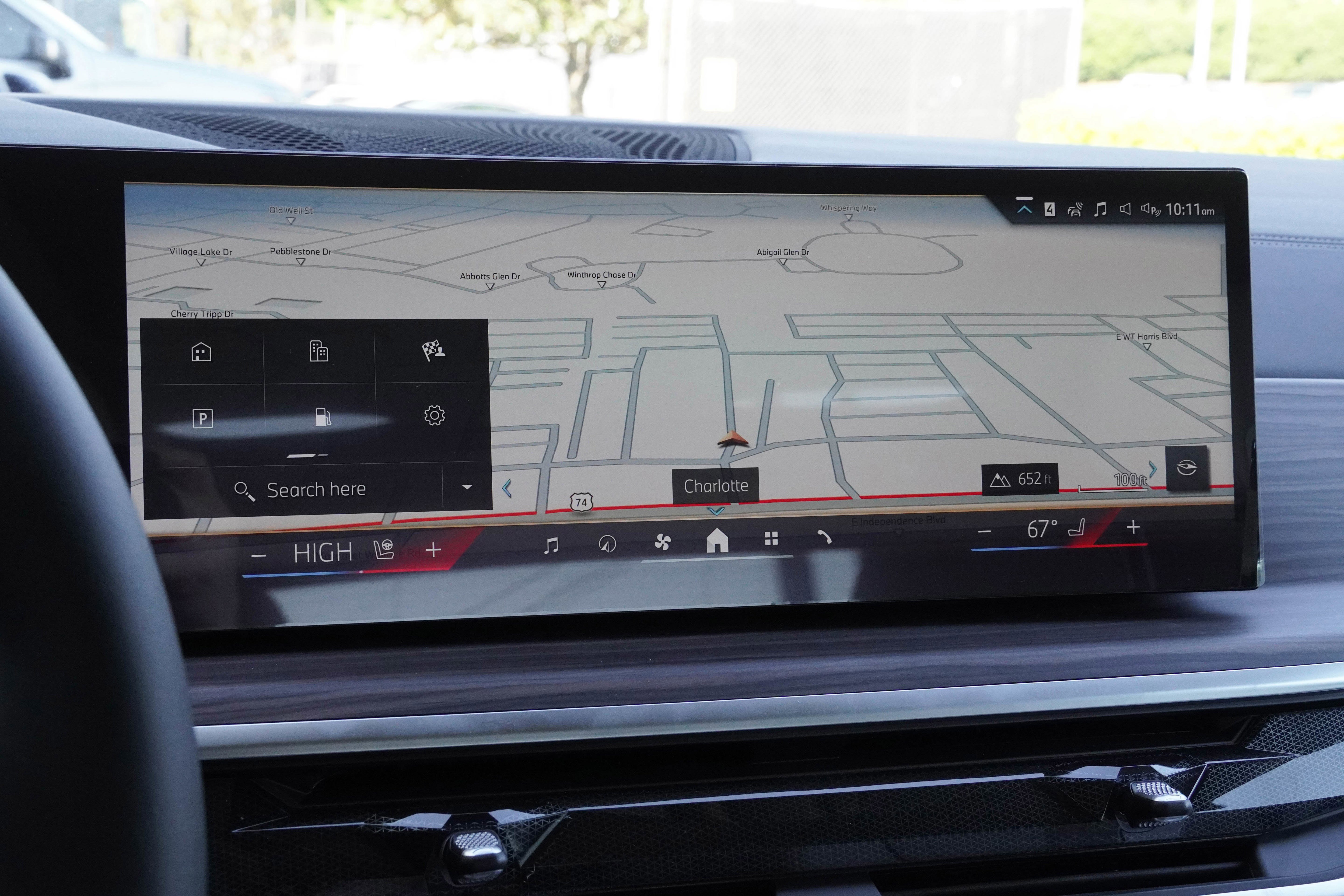 Used 2026 BMW X7 xDrive40i w/ Executive Package image 27