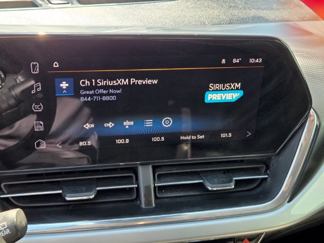 Used 2025 Chevrolet Trax LT w/ LT Convenience Package FWD image 20