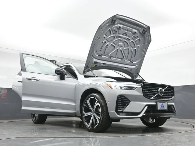 Used 2024 Volvo XC60 B5 Ultimate w/ Climate Package AWD/4WD image 56