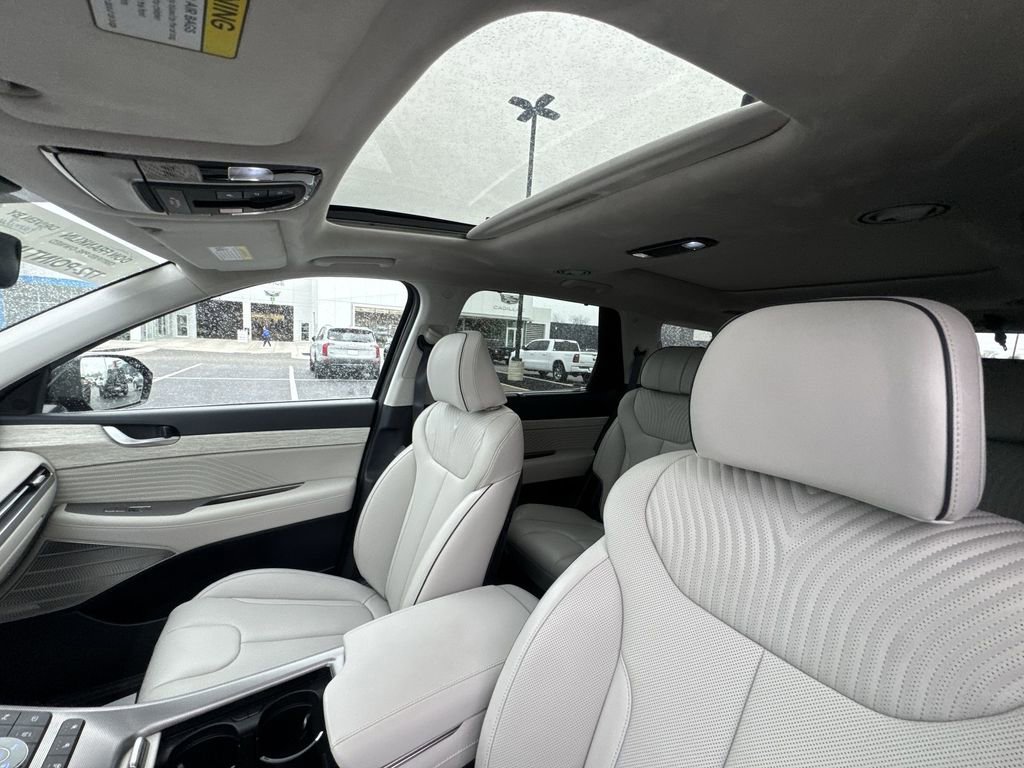 Used 2025 Hyundai Palisade Calligraphy image 22