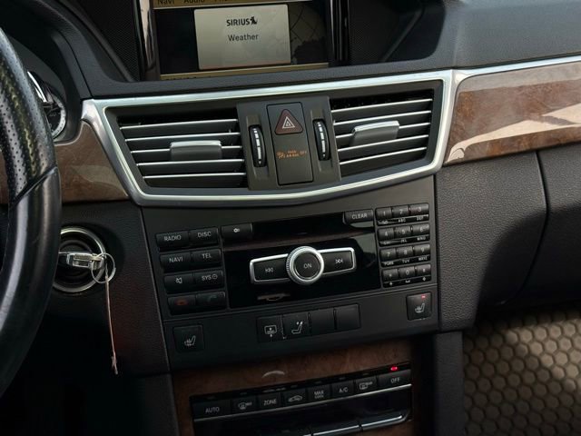 Used 2012 Mercedes-Benz E 350 4MATIC Sedan image 26