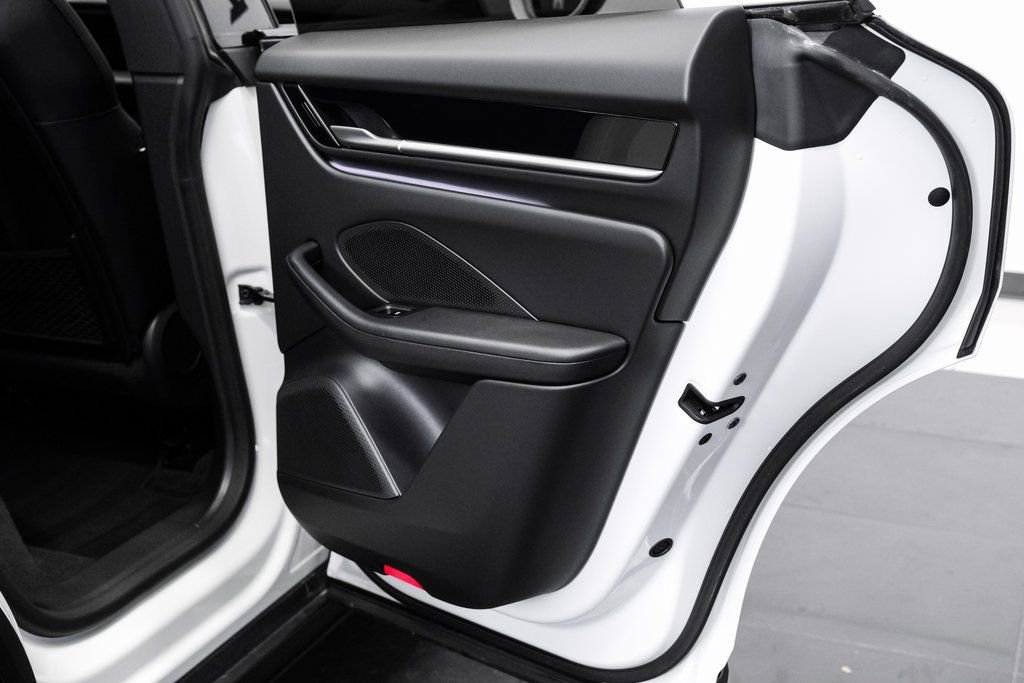 Used 2024 Porsche Macan 4 Electric image 47