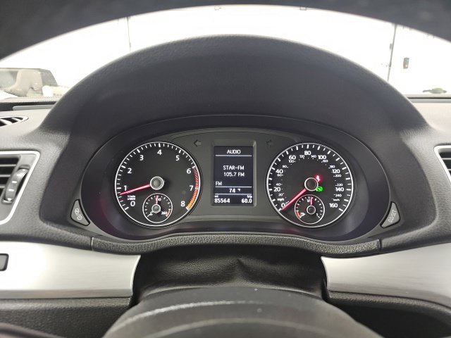 Used 2013 Volkswagen Passat 2.5 SE FWD image 21