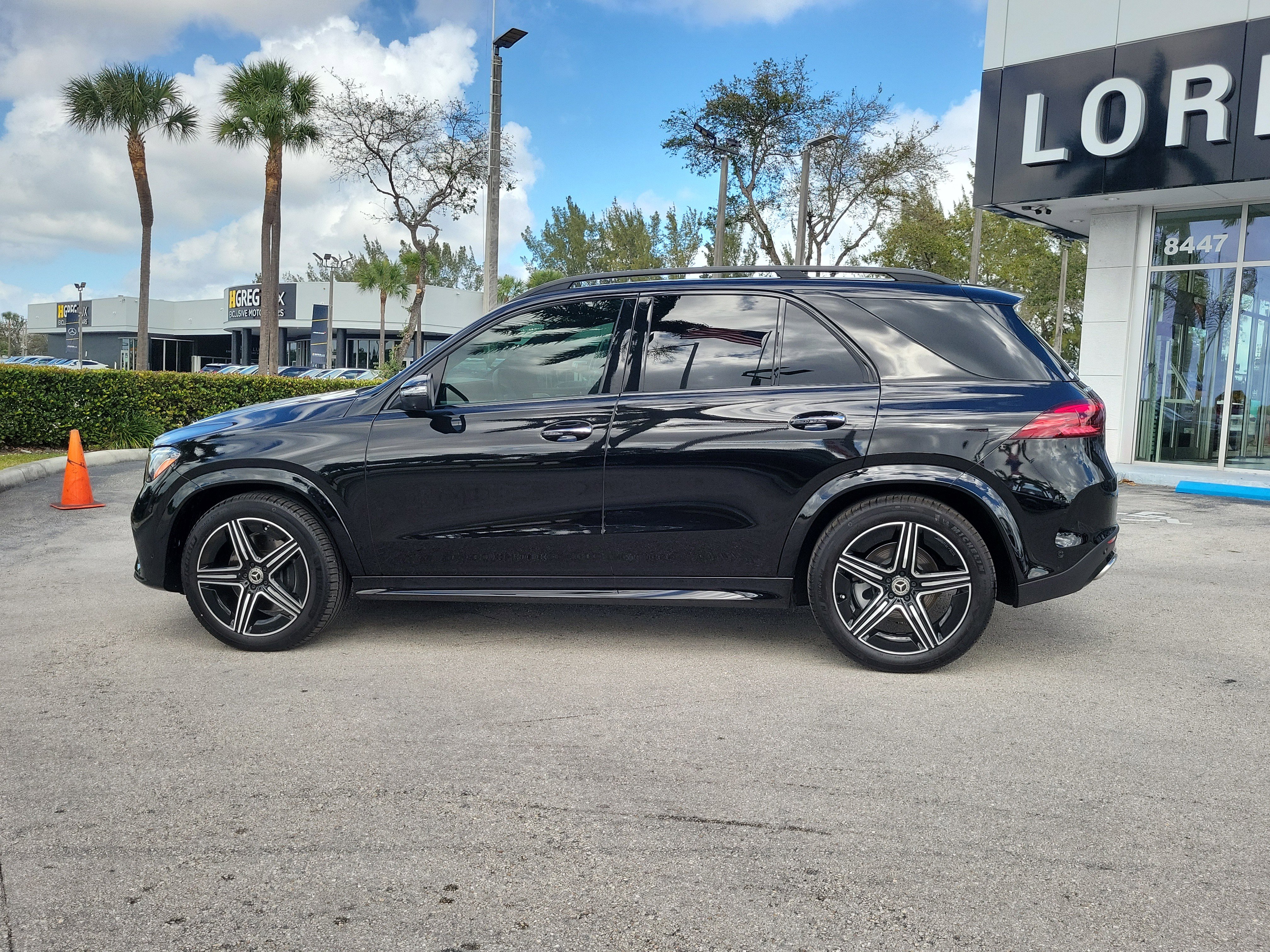 Used 2025 Mercedes-Benz GLE 580 4MATIC image 8