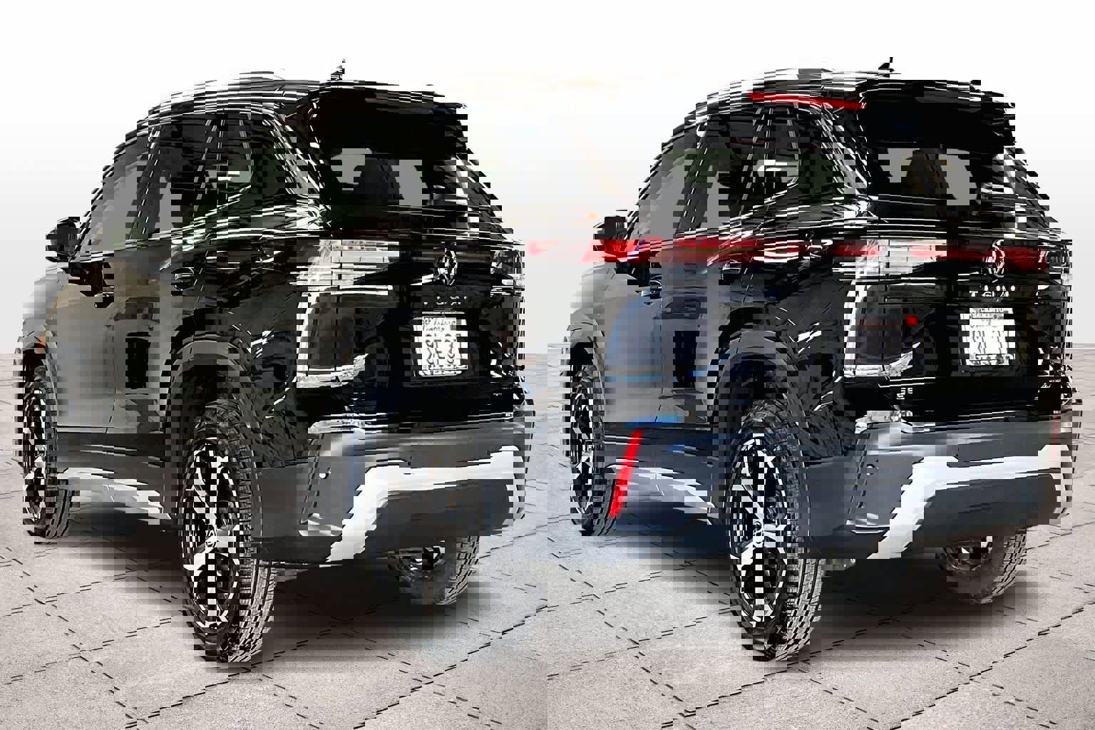 Used 2025 Volkswagen Tiguan SE image 15