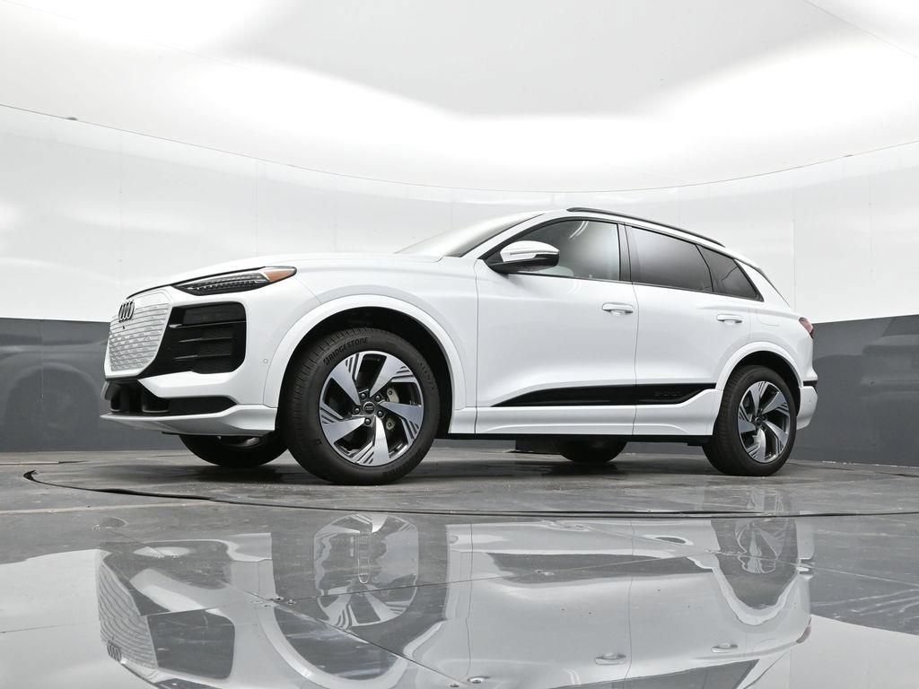 New 2025 Audi Q6 e-tron Premium Plus AWD/4WD image 28