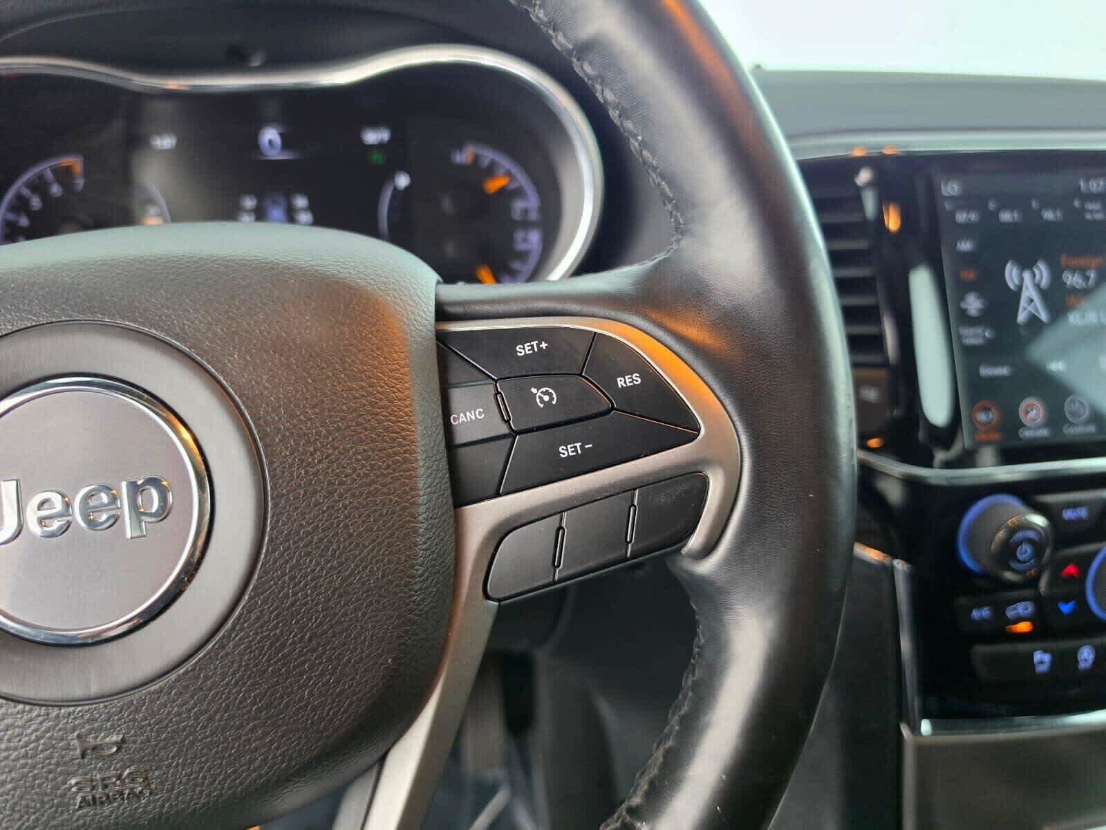 Used 2020 Jeep Grand Cherokee Limited RWD image 31