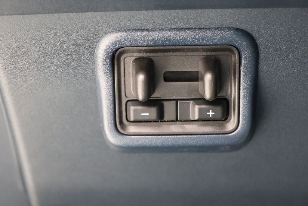 New 2025 Ford Maverick Lariat w/ Black Appearance Package image 35