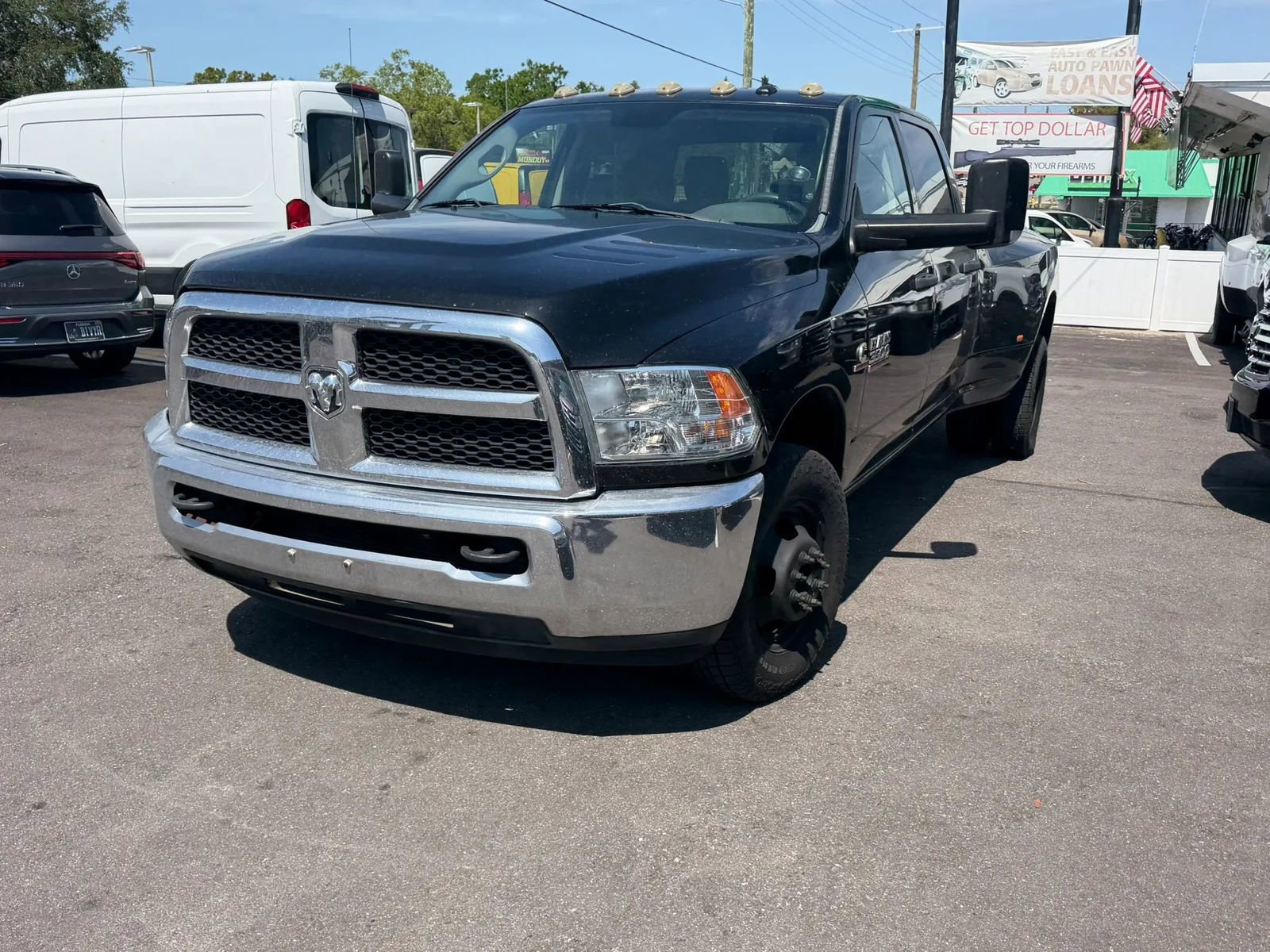 Used 2014 RAM 3500 Tradesman w/ Chrome Appearance Group image 4