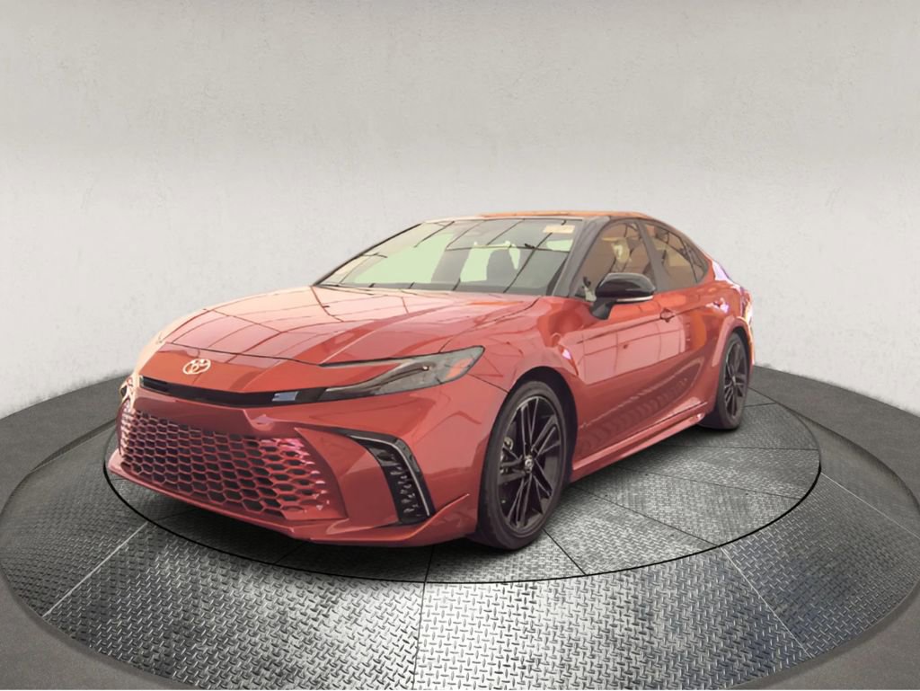 Used 2025 Toyota Camry XSE image 3