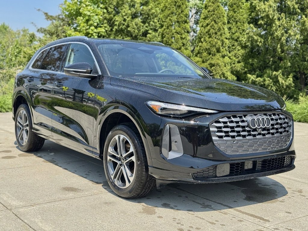 New 2025 Audi Q5 Premium Plus