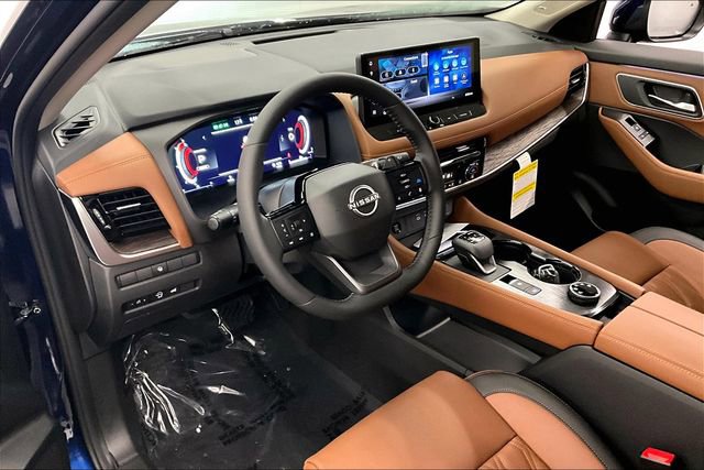 New 2025 Nissan Rogue Platinum image 7
