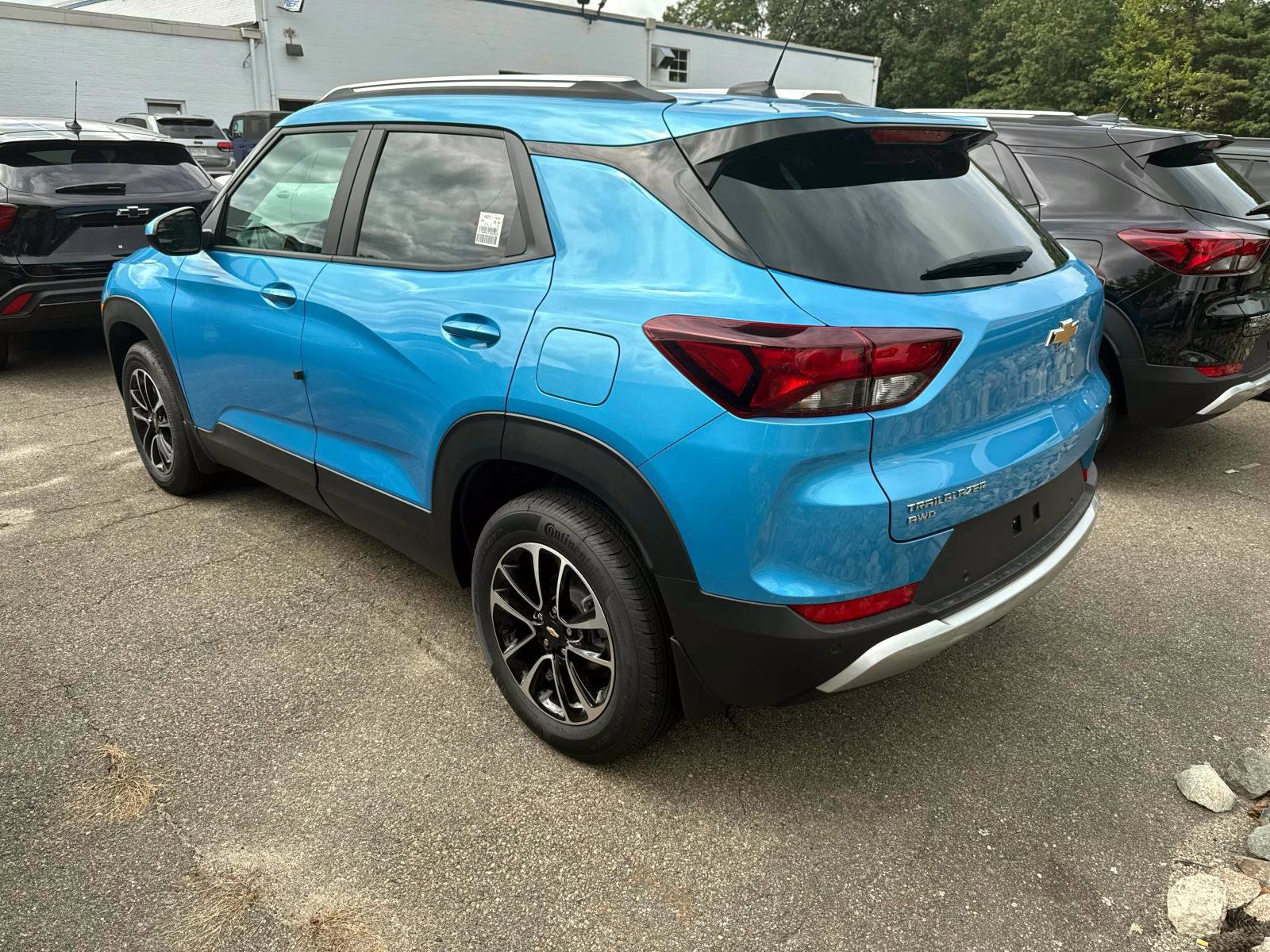 New 2026 Chevrolet TrailBlazer LT w/ Convenience Package image 2