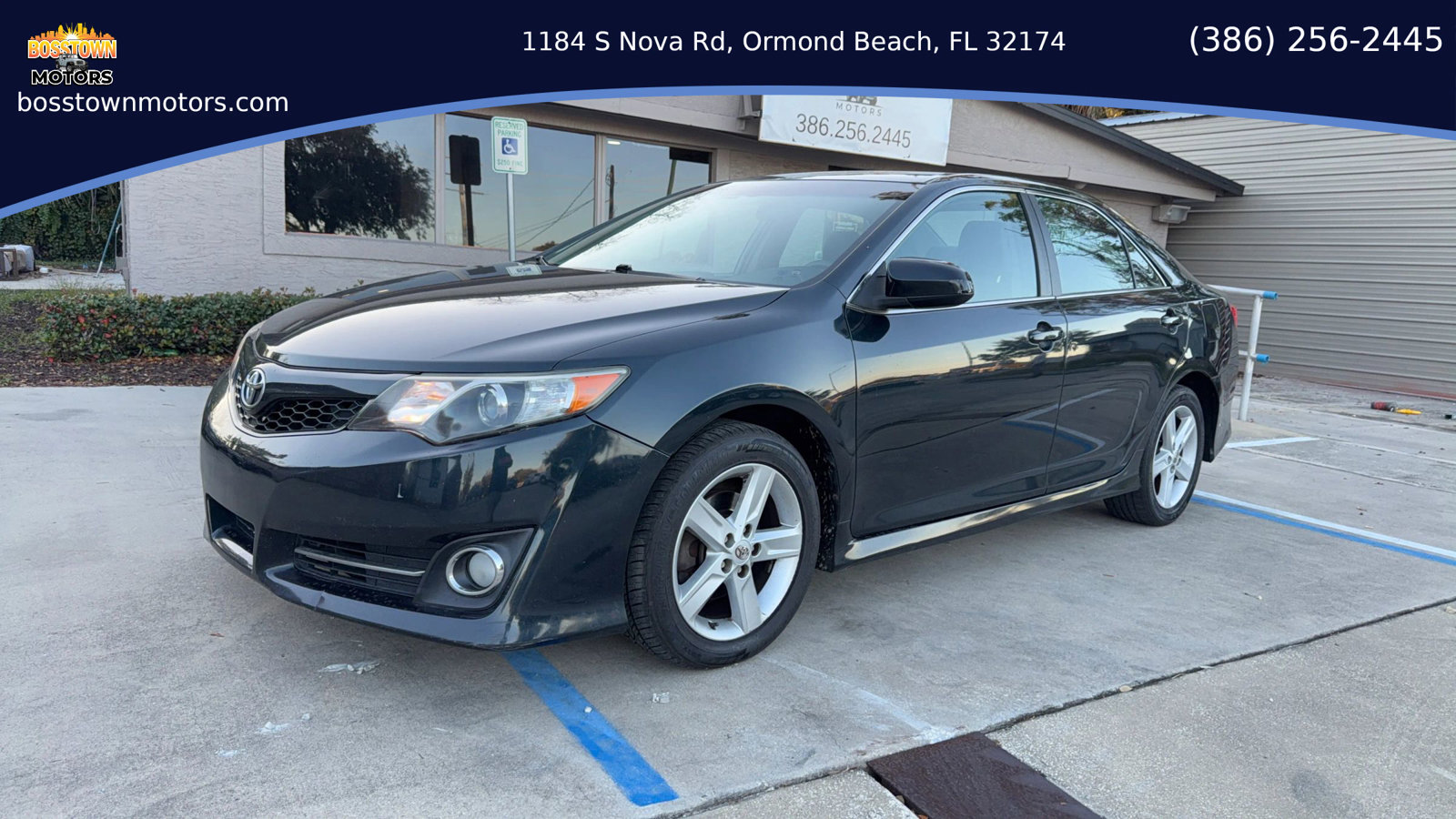 Used 2014 Toyota Camry L image 1