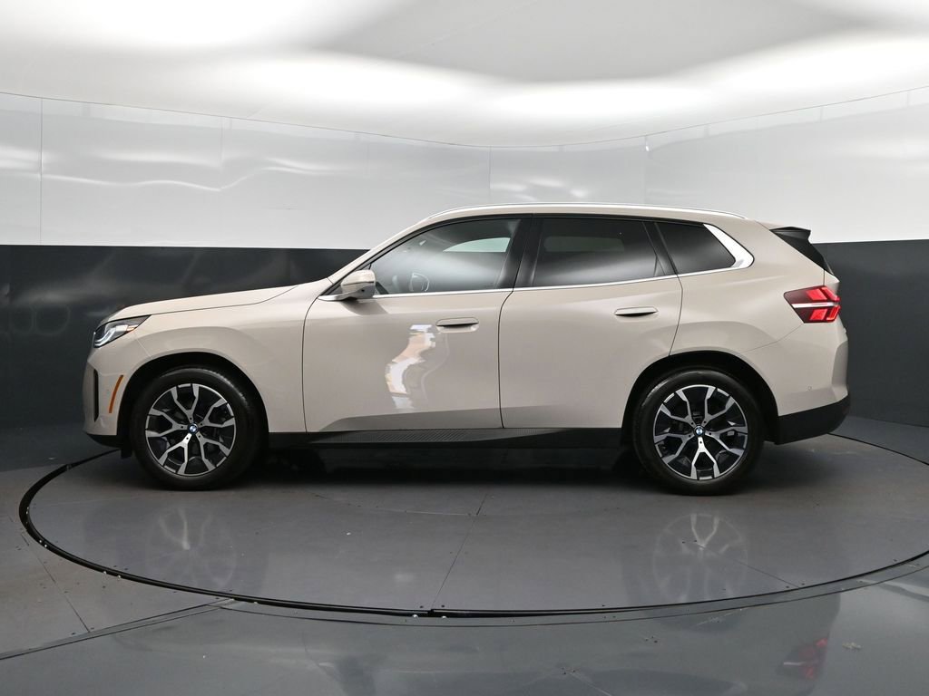 Certified 2025 BMW X3 xDrive30i w/ Premium Package AWD/4WD image 4