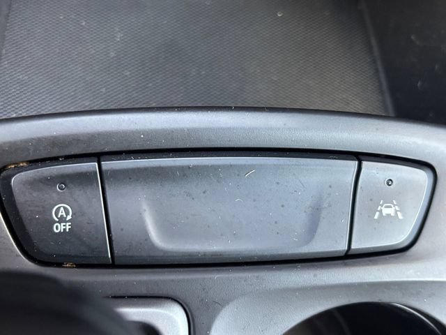 Used 2024 Chevrolet Trax RS w/ Driver Confidence Package FWD image 32