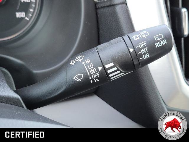 Used 2023 GMC Terrain SLE w/ Driver Convenience Package image 18