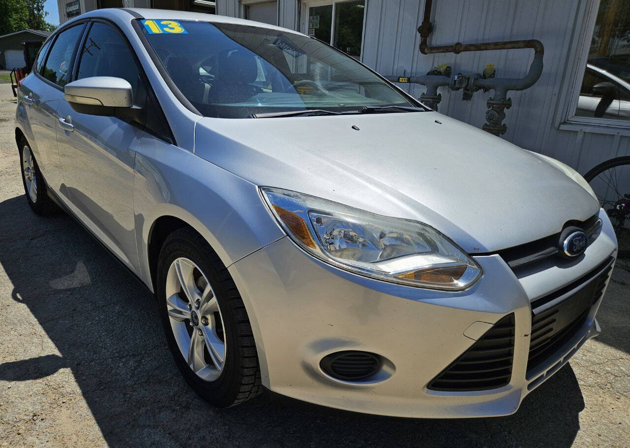 Used 2013 Ford Focus SE FWD image 1